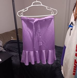 Adorable purple skirt with waist tie